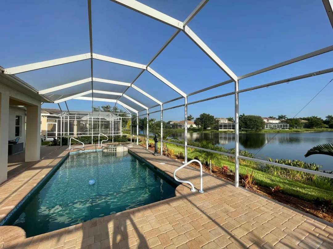 aluminum-screen-enclosure-before-install-lakeland-fl-before